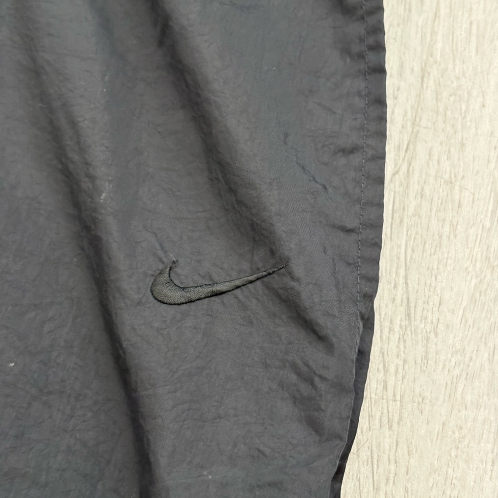 Vintage 90s Nike Men’s Black Nylon Joggers Track Pants Size Medium - Picture 2 of 4